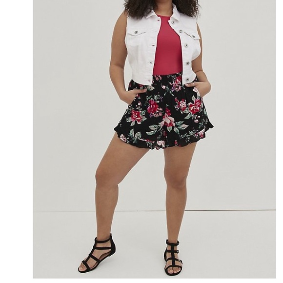 Floral Shorts - Picture 3 of 6